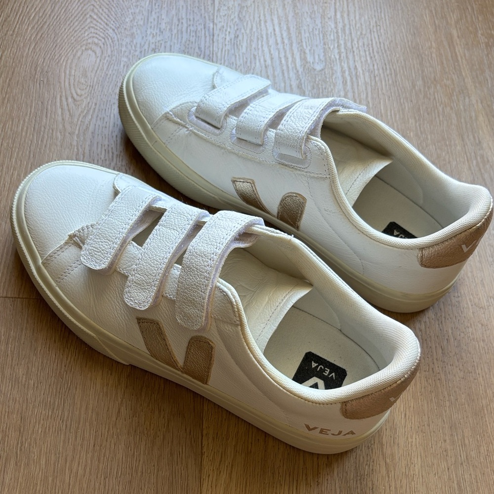 Veja White Women's Sneakers